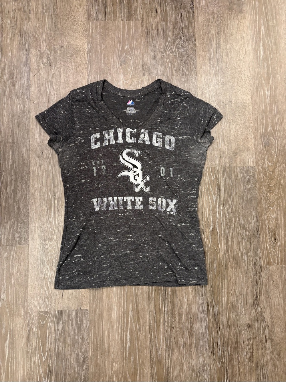 Chicago White Sox Women's Black Graphic Tee